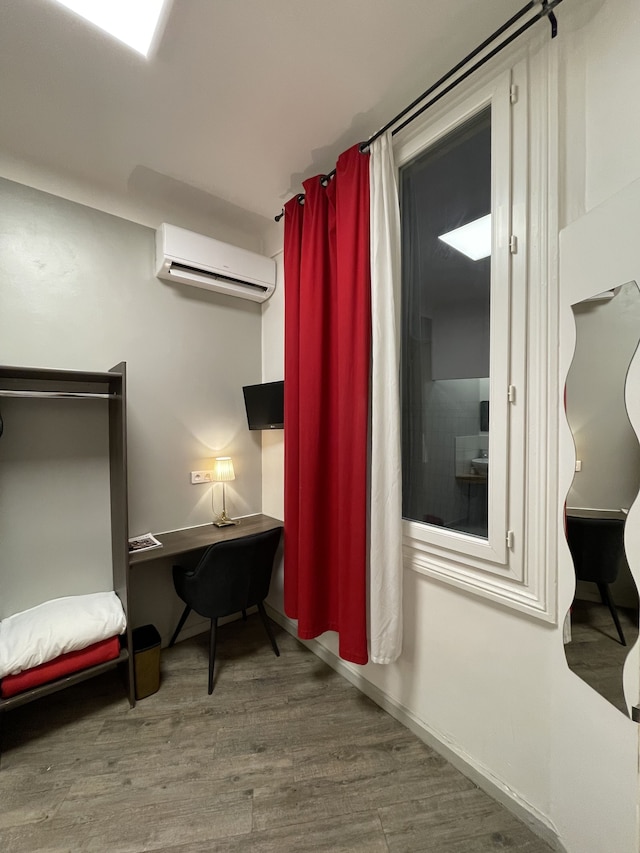 オテル ミストラル コメディー サン ロシュ