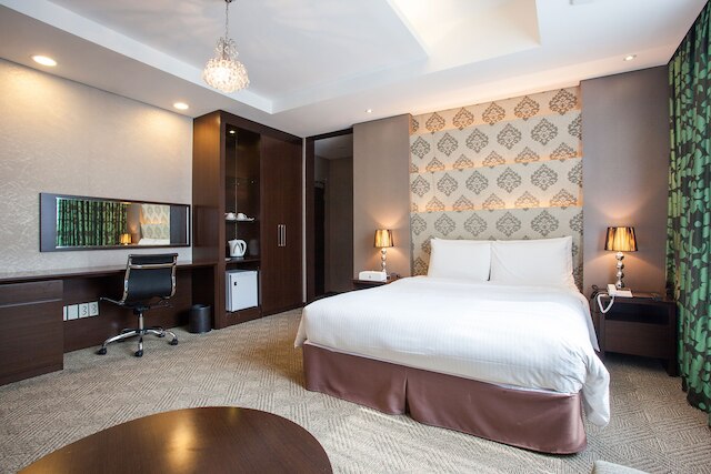 ファロス ホテル