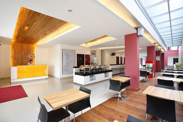 アマリス ホテル デウィ スリ