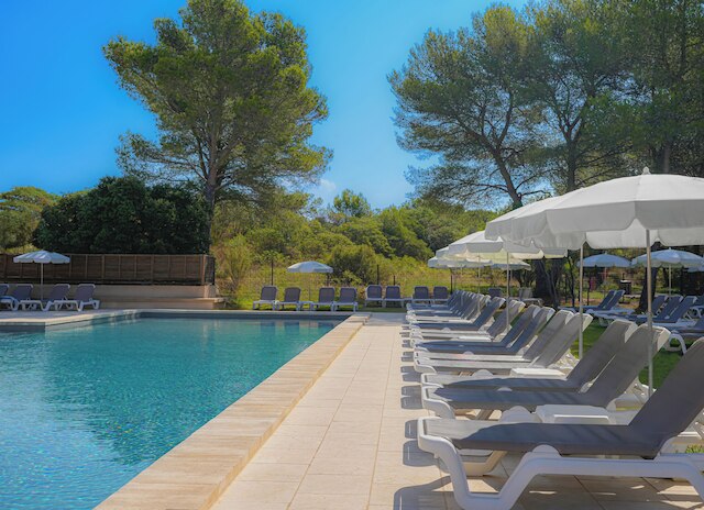 グランプリ ホテル&レストラン