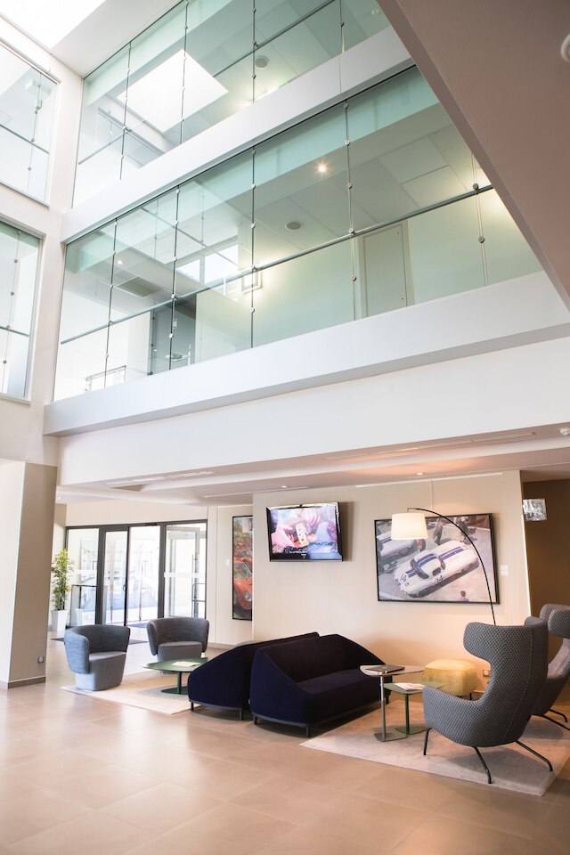 グランプリ ホテル&レストラン