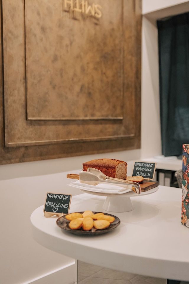 オテル デュポン スミス