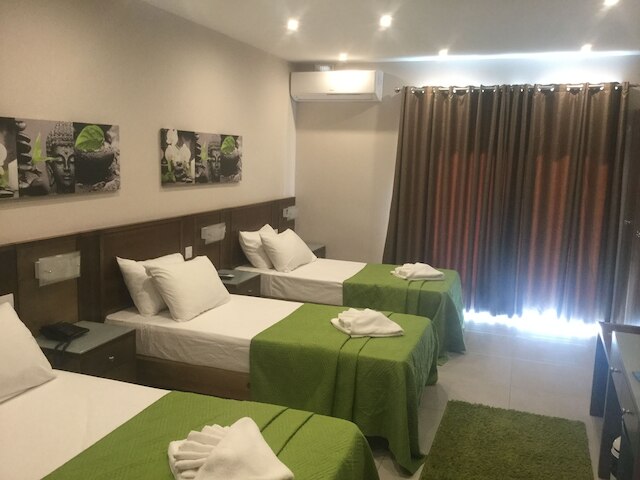 セルビオーラ ホテル