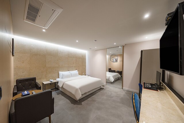 ホテル ミレニアム