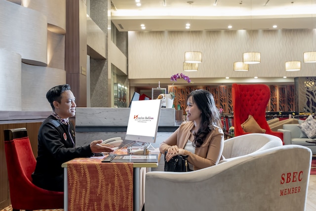 スイス ベリン マニヤル