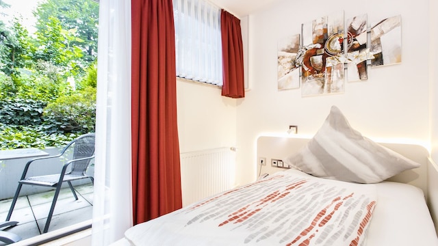 ホテル アム デュッセルドルファー プラッツ