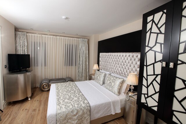 カテルヤ ホテル