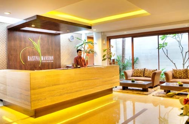 ラスナ マンション