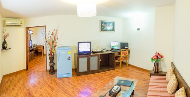 Pangviman Place Resotel