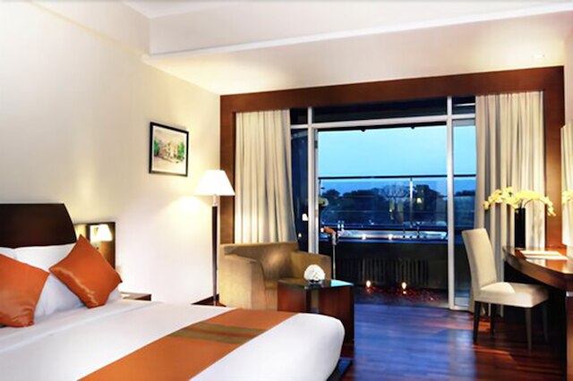 ザ ラクストン バンドン