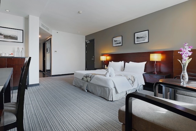 ホテル シックスティ 3