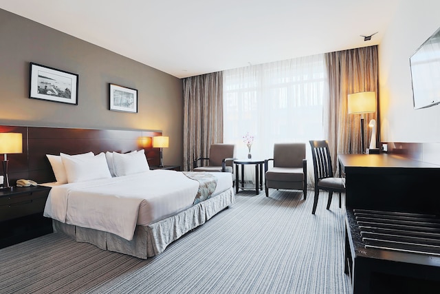 ホテル シックスティ 3