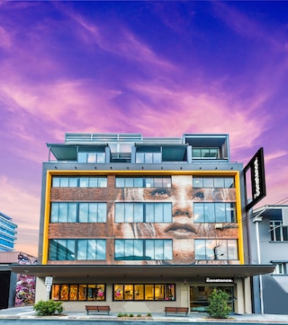 ザ コンスタンス