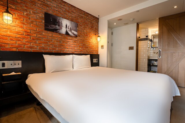 チェック イン 台北 ソンジャン (雀客旅館台北松江館)