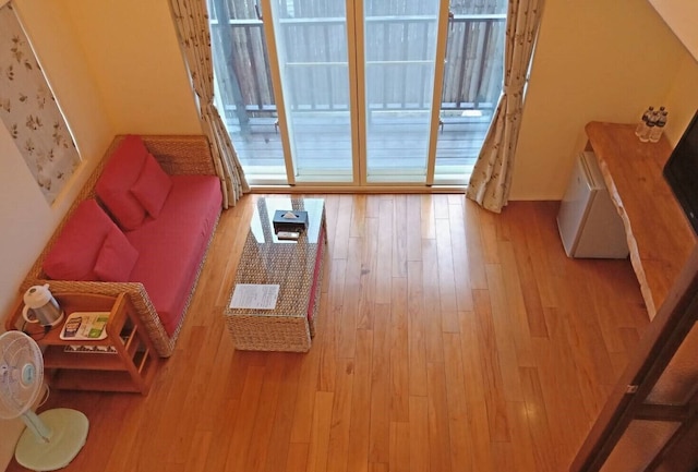 ジメリ ホームステイ