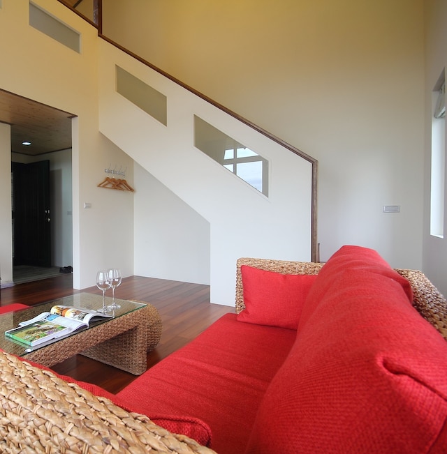 ジメリ ホームステイ