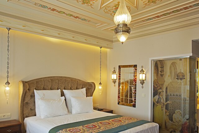 アザデ プレミア