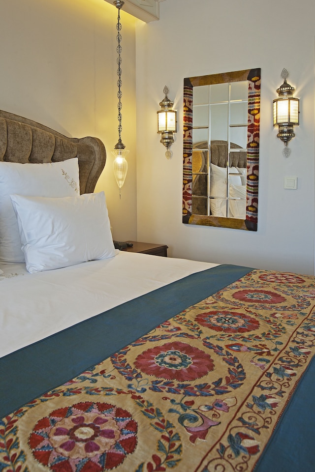 アザデ プレミア