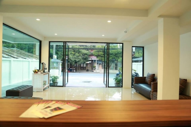 ティッキー プレイス