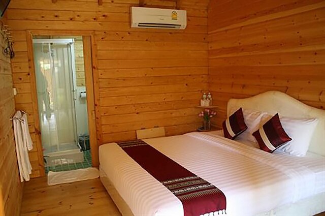 ログホーム ブティック