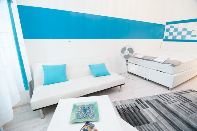 ロイヤ ルリゾート アパートメンツ ウエストバンホフ