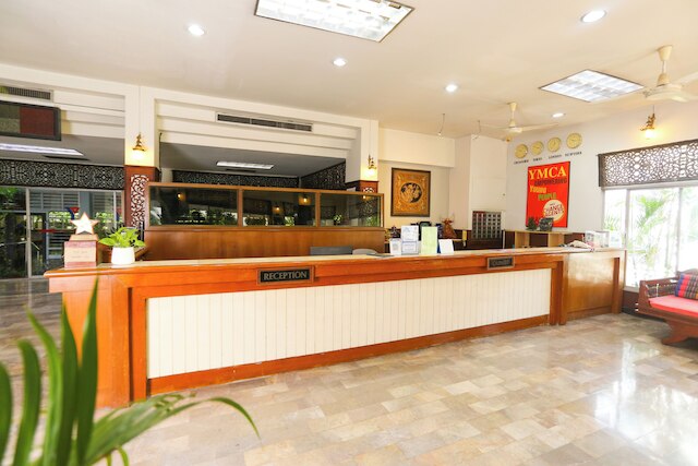 YMCA インターナショナル ホテル