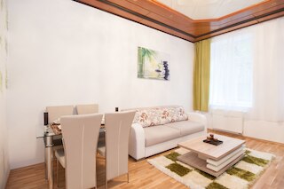 ロイヤル リゾート アパートメンツ プフスバウムガッセ