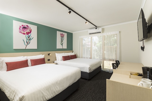 ナイトキャップ アット バラクラバ ホテル