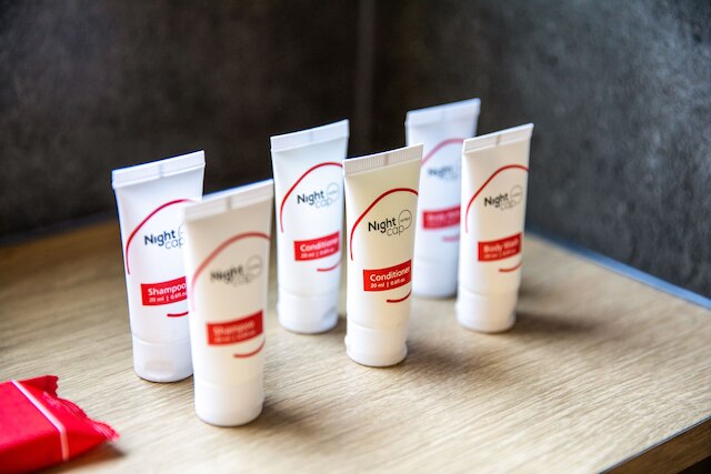 ナイトキャップ アット スカイウエイズ ホテル