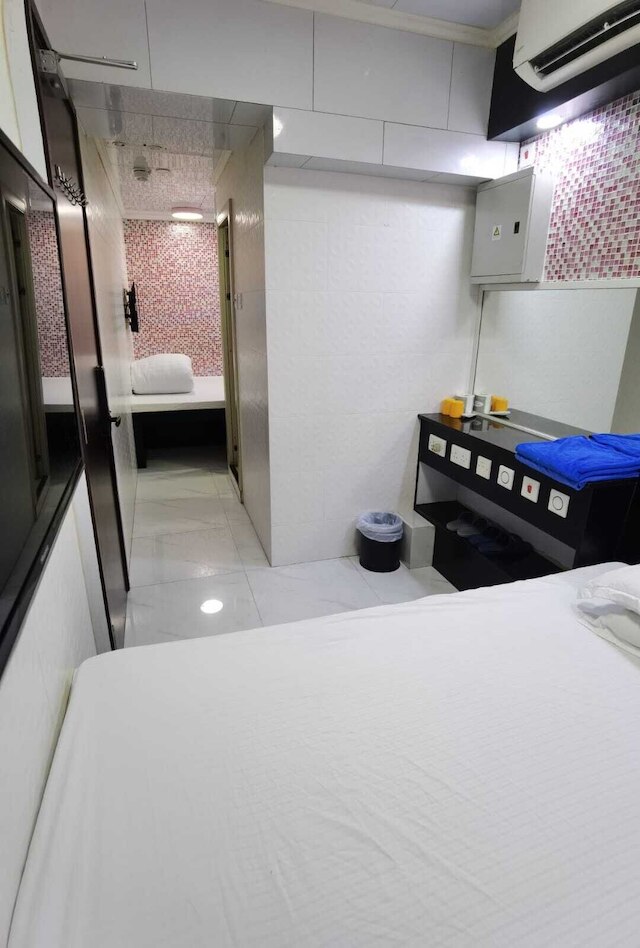 ユエ カ ホテル (中港裕家酒店)