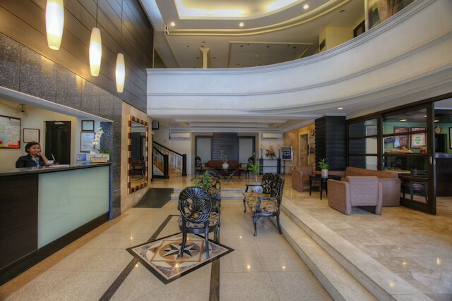 ファーサル ホテル マラカス