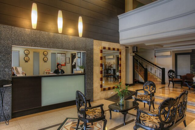 ファーサル ホテル マラカス