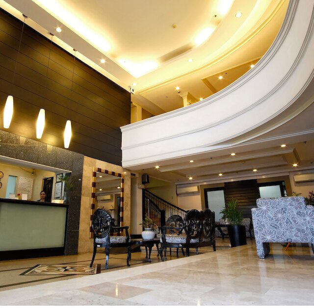 ファーサル ホテル マラカス