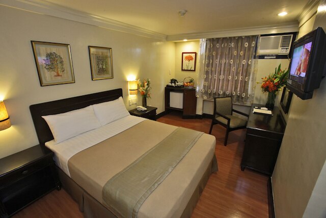 ファーサル ホテル マラカス