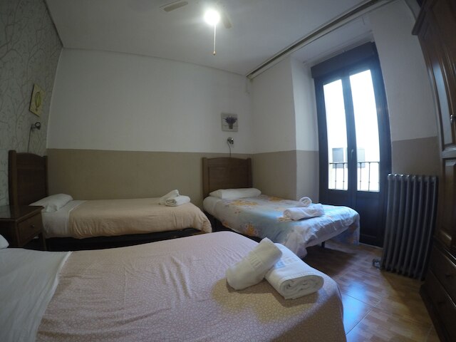 ホスタル MYD ロス ペラレス