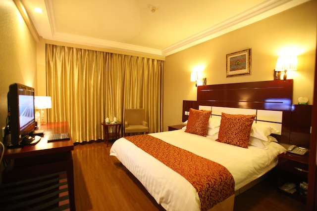 オーバーシーズ チャイニーズ インターナショナル ホテル (青島華僑国際飯店)