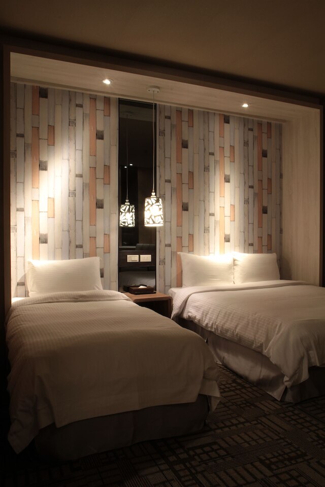 イースト ドラゴン ホテル