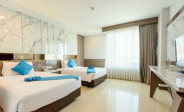 クリスタルパレスラグジュアリーホテル