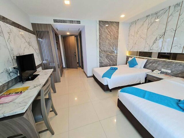 クリスタルパレスラグジュアリーホテル