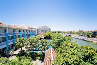 タン ビン リバーサイド ホテル