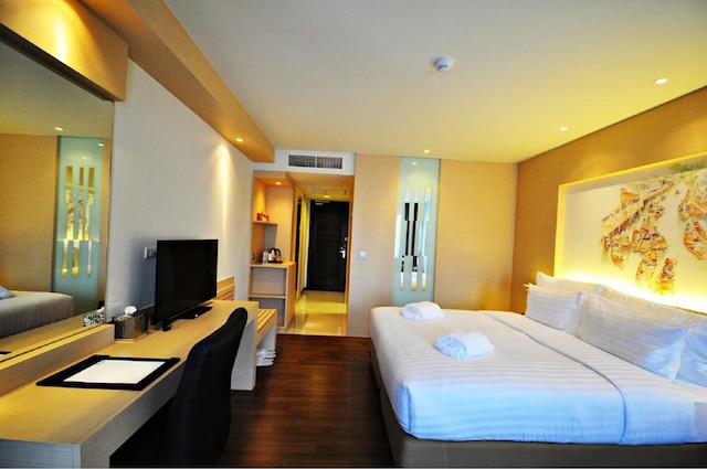 パリンダ ホテル