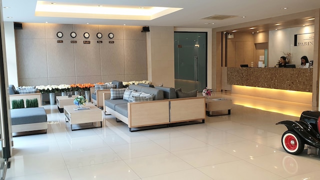 パリンダ ホテル