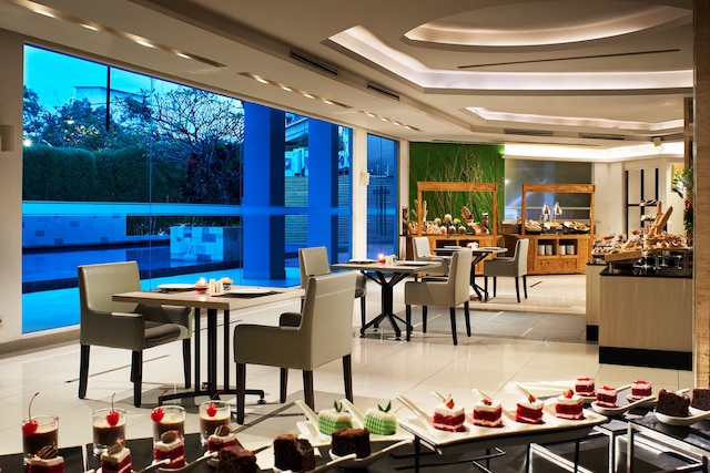 エルホテルジャカルタ