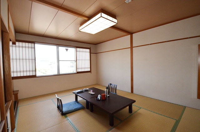 アヤハ レークサイド ホテル