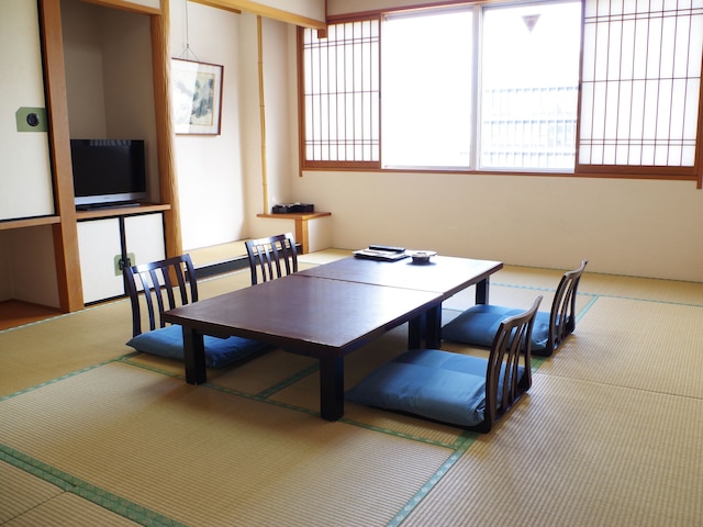 アヤハ レークサイド ホテル