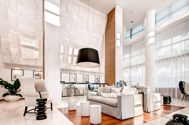 チャーチル スイーツ モンテカルロ マイアミ ビーチ