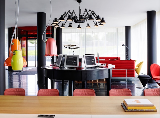 シチズンM パリ シャルル ド ゴール