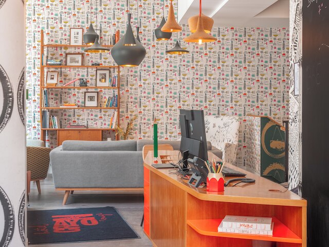 オテル クレヨン ルージュ