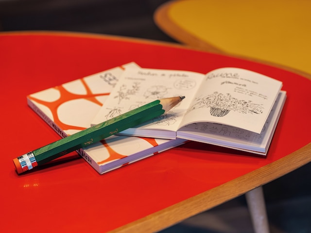 オテル クレヨン ルージュ