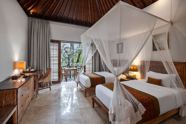 アディワナ スヴァルガ ロカ